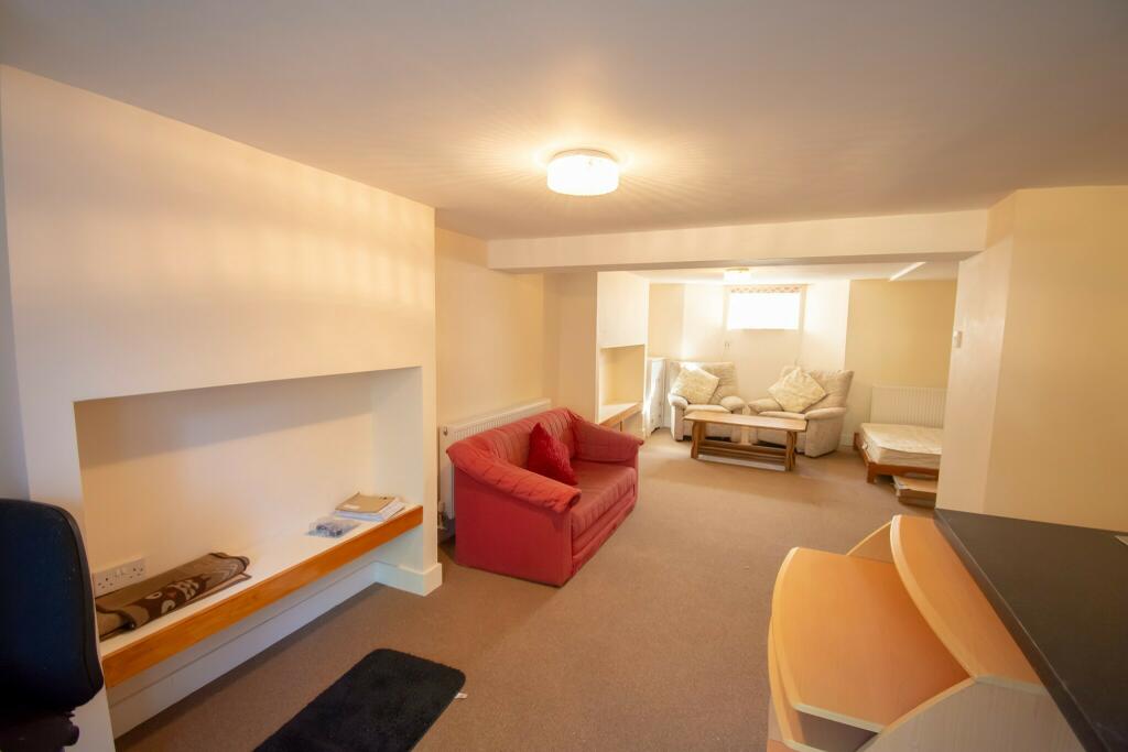 Additional image 9 of Student studio on Elmes Road