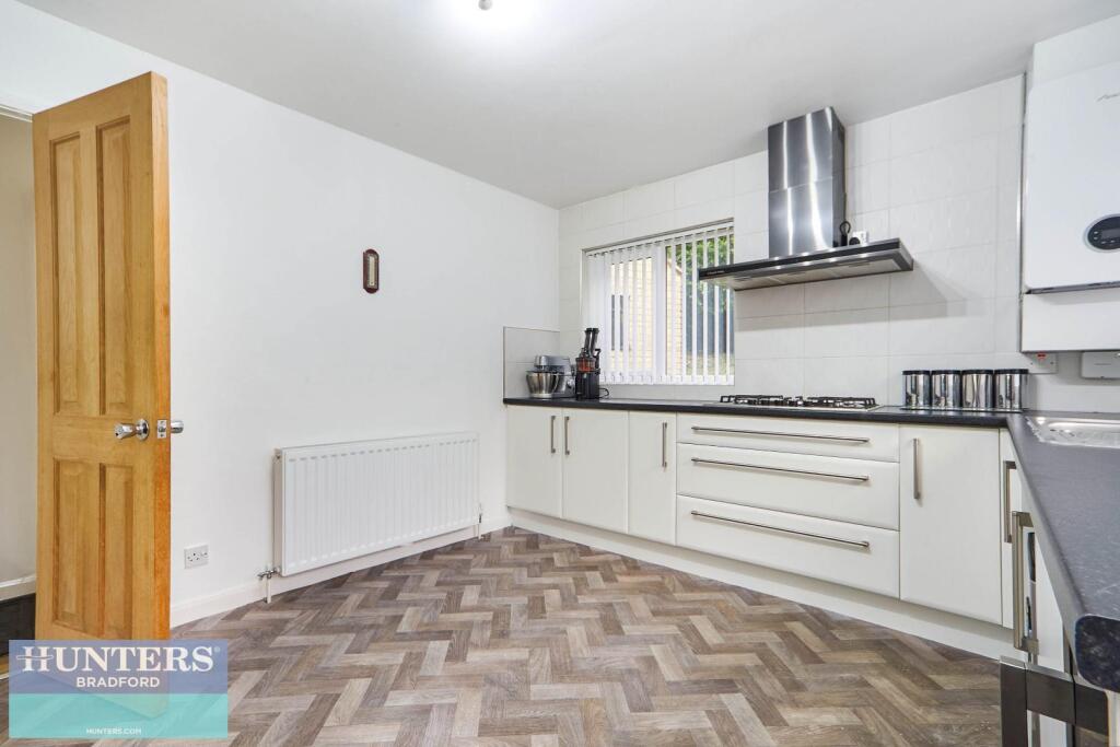 Additional image 12 of Crow Tree Lane , Bradford, BD8 0AN