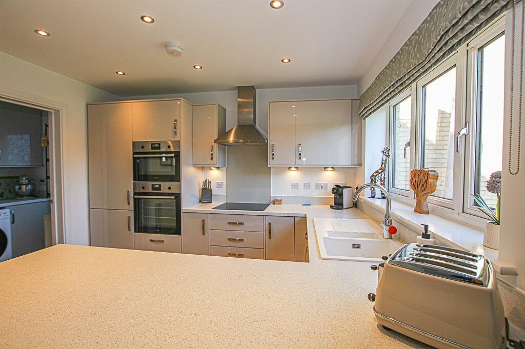 Additional image 2 of King James Close, Fordham