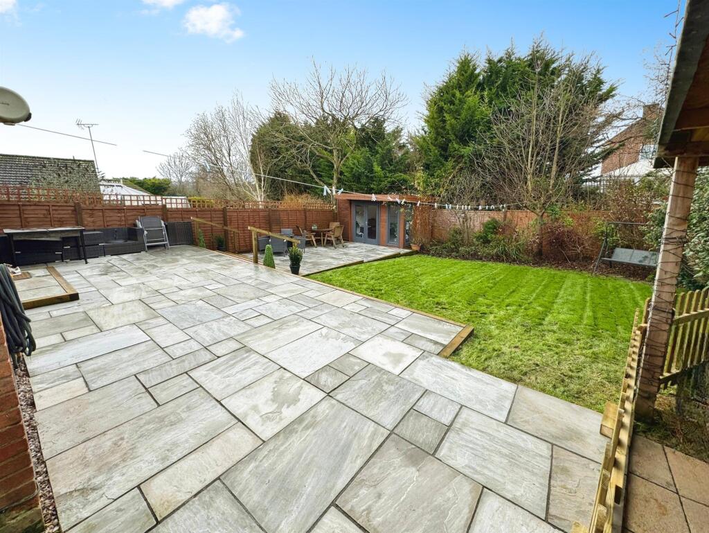 Additional image 14 of De Vigier Avenue, Saffron Walden