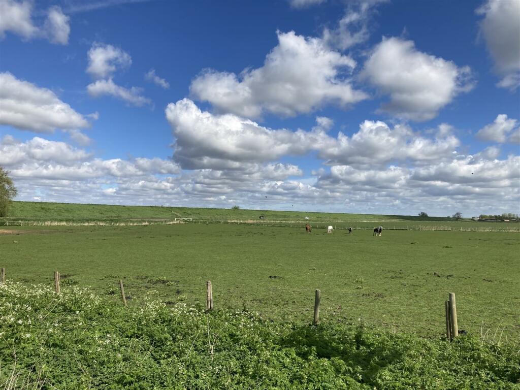 Additional image 5 of Hundred Foot Bank, Pymoor, Ely