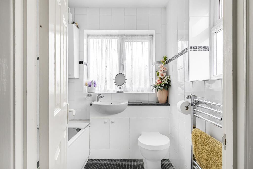 Additional image 15 of Orchard Way, Burwell