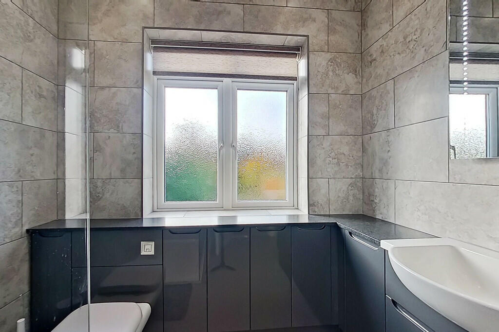 Additional image 40 of Gillway Lane, Tamworth