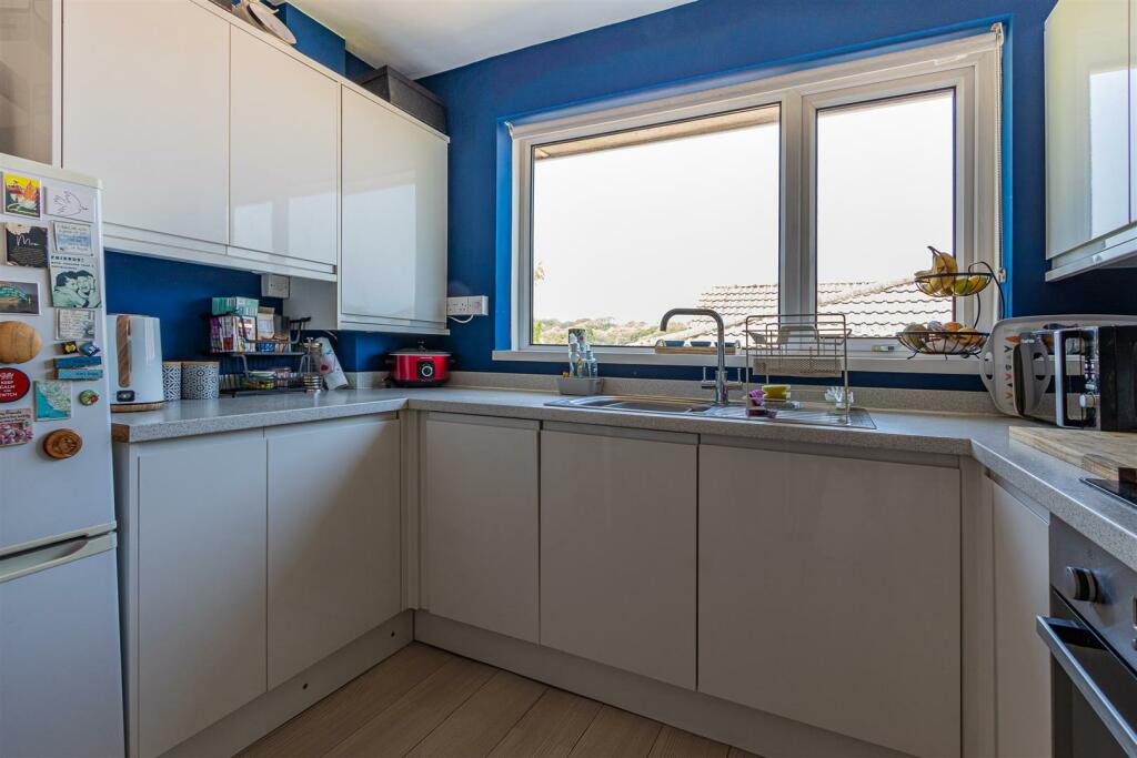 Additional image 9 of Carisbrooke Way, Penylan, Cardiff