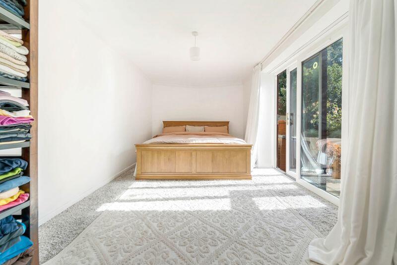 Additional image 6 of Shrubbery Avenue, Weston super Mare - 3 BED/2BATH + GARDEN - NO CHAIN