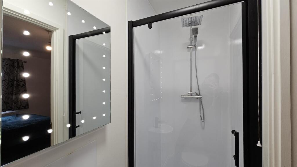 Additional image 12 of Rooms available - 53 Canterbury Street, Cambridge, CB4 3QG