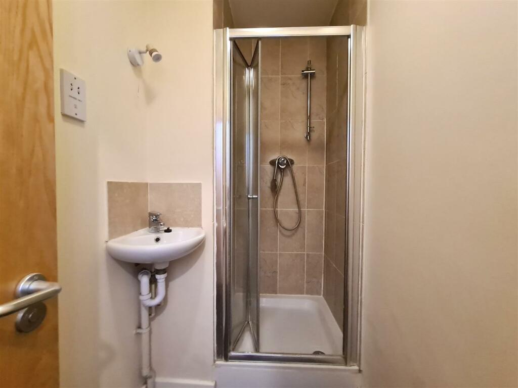 Additional image 14 of 48 Elizabeth Way, Cambridge, CB4 1EE