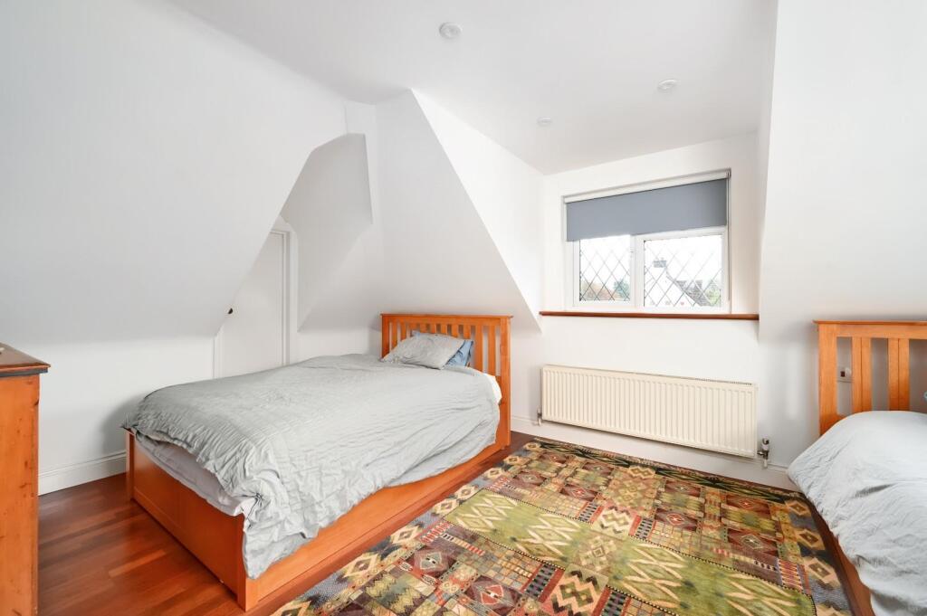 Additional image 26 of The Droveway, Hove