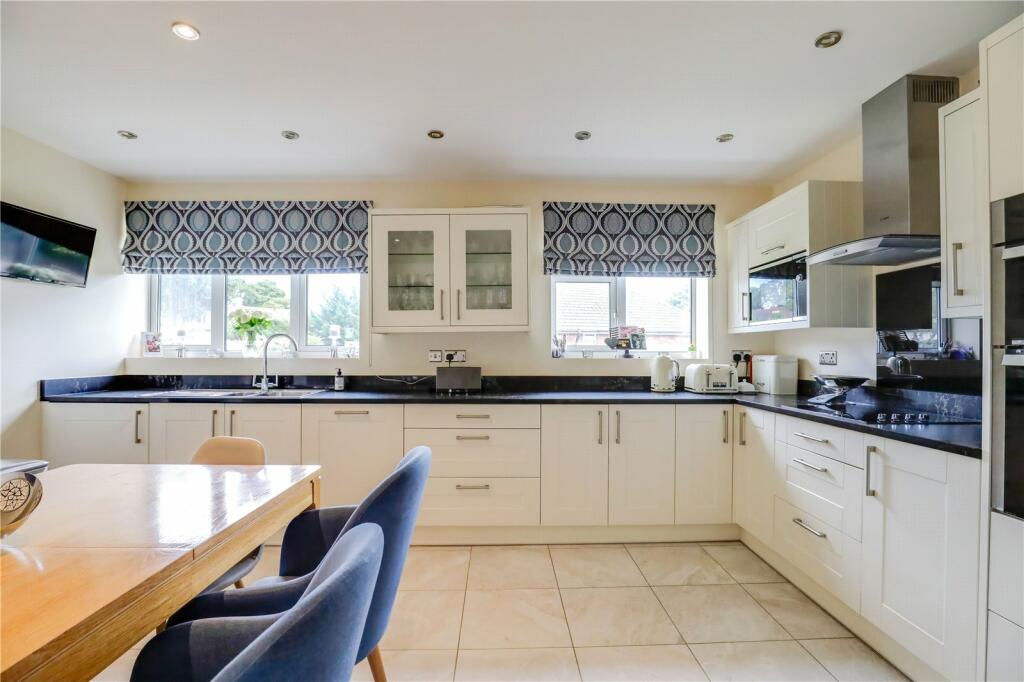 Additional image 8 of Hampton Court, Brandreth Road, Cardiff, CF23