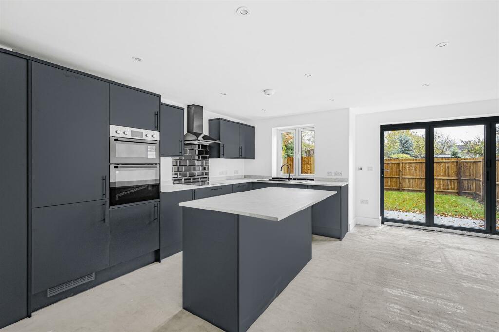 Additional image 20 of London Road, Six Mile Bottom