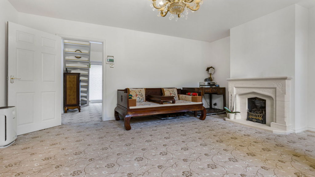 Additional image 10 of Monastery Drive, Solihull, B91 1DN