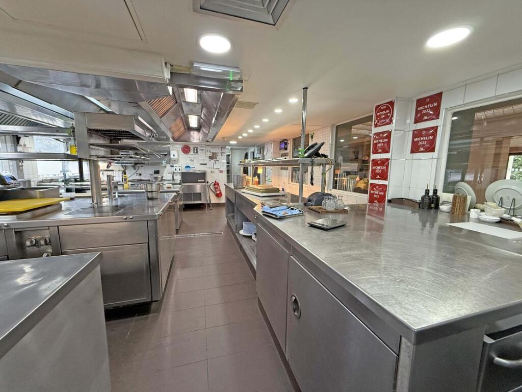 Additional image 5 of Simpsons Restaurant, 20 Highfield Road, Birmingham, B15 3DU