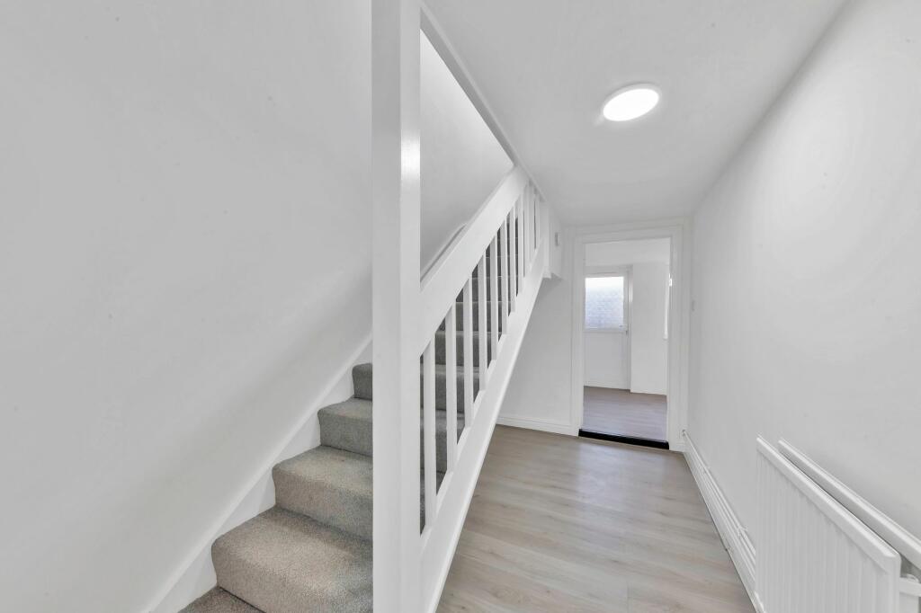 Additional image 8 of Fielden Way, Newmarket, CB8