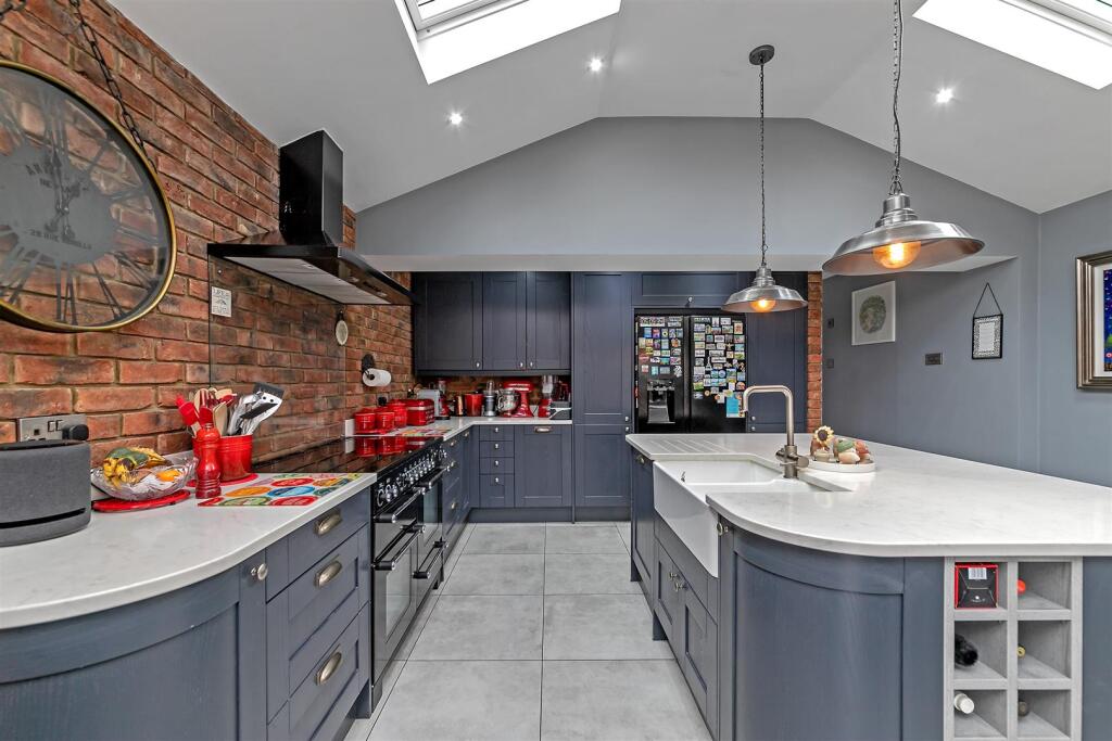 Additional image 23 of Saxon Road, Wheathampstead, St. Albans