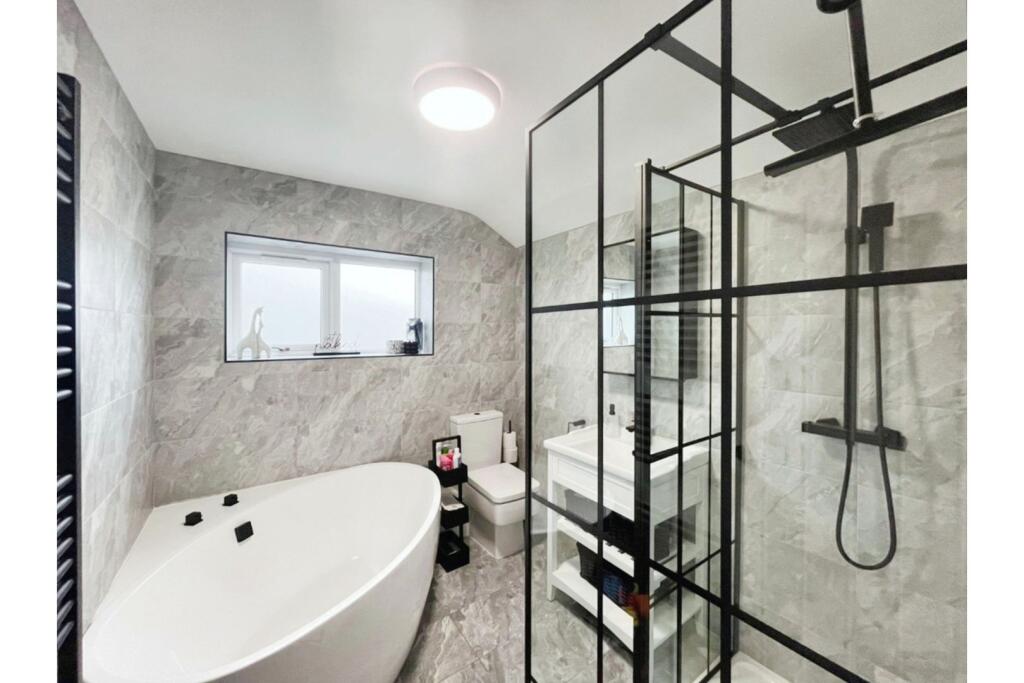 Additional image 19 of Rowallan Road, Four Oaks, Sutton Coldfield, B75