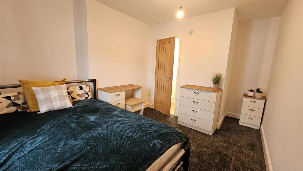 Additional image 11 of Rooms available - 53 Canterbury Street, Cambridge, CB4 3QG