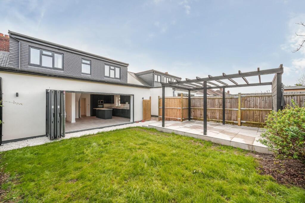 Additional image 4 of Hillview Road, Chislehurst