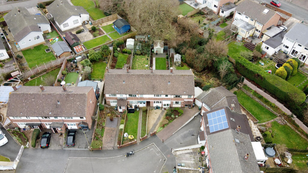 Additional image 19 of Overhill, Pill