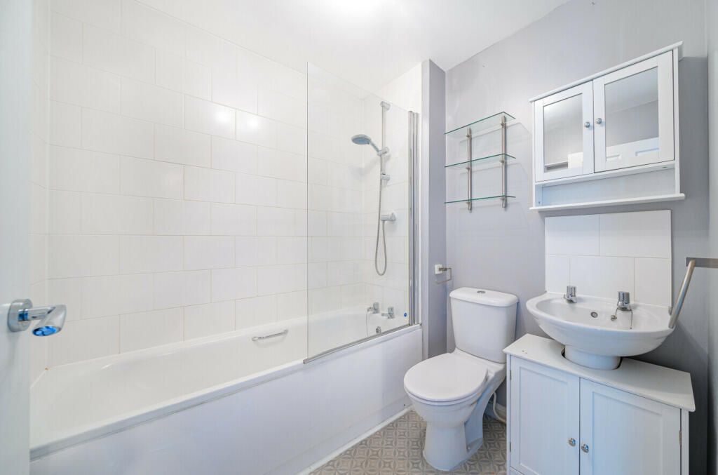 Additional image 15 of Howland Close, Saffron Walden, Essex, CB10