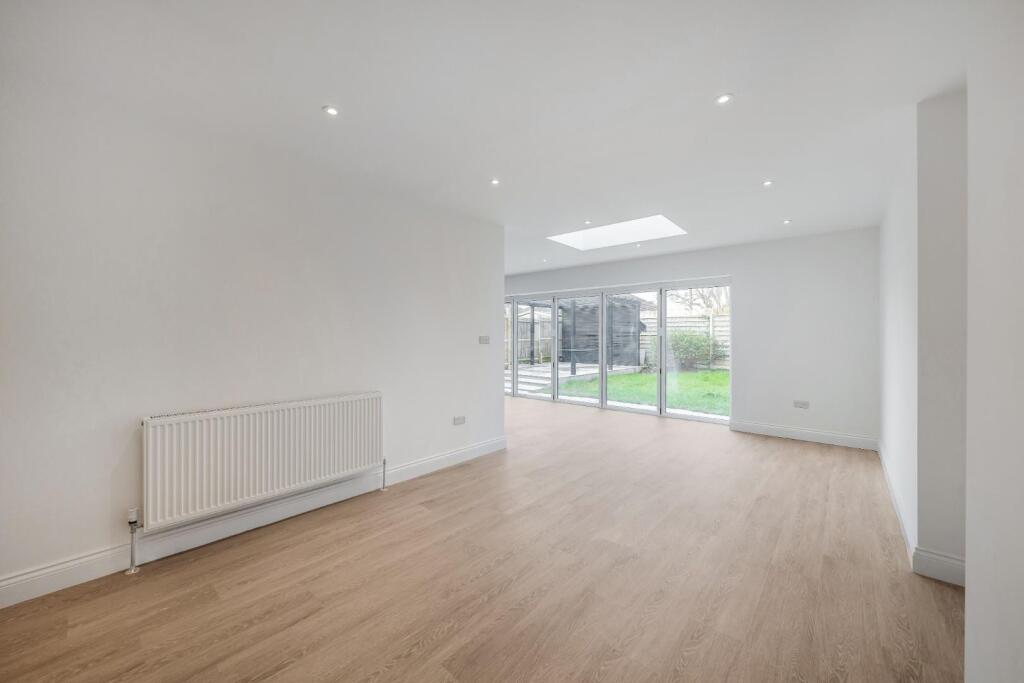 Additional image 11 of Hillview Road, Chislehurst