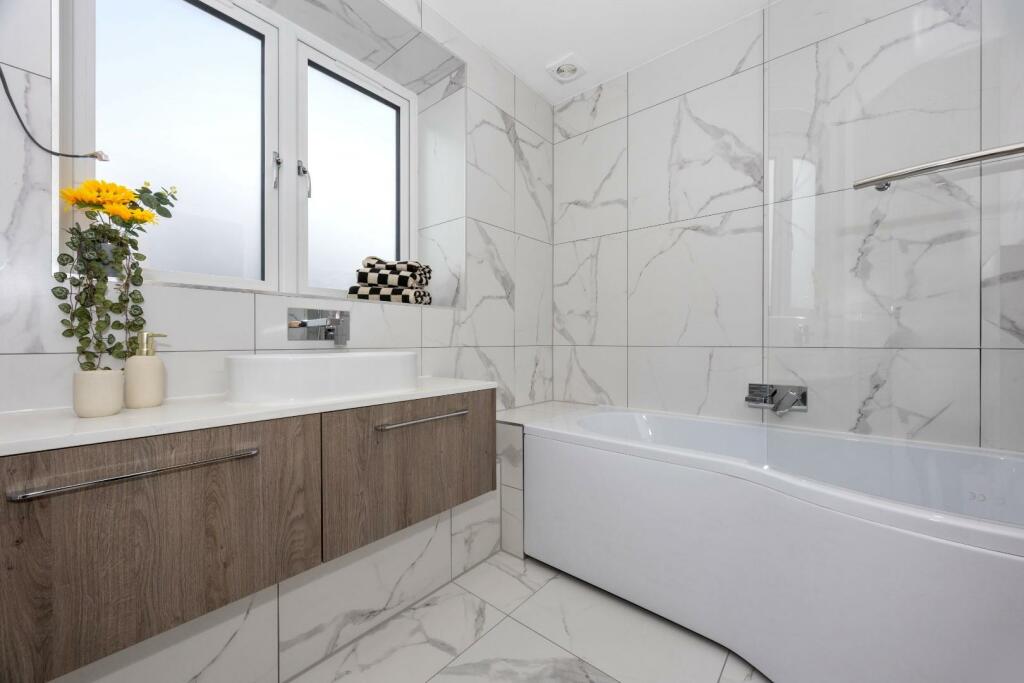 Additional image 4 of Mile Oak Road, Portslade, Brighton