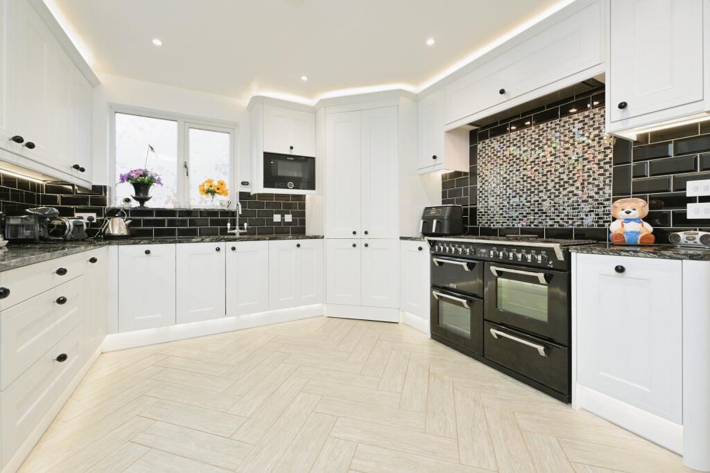 Additional image 9 of London Road, Pampisford, Cambridge, Cambridgeshire, CB22