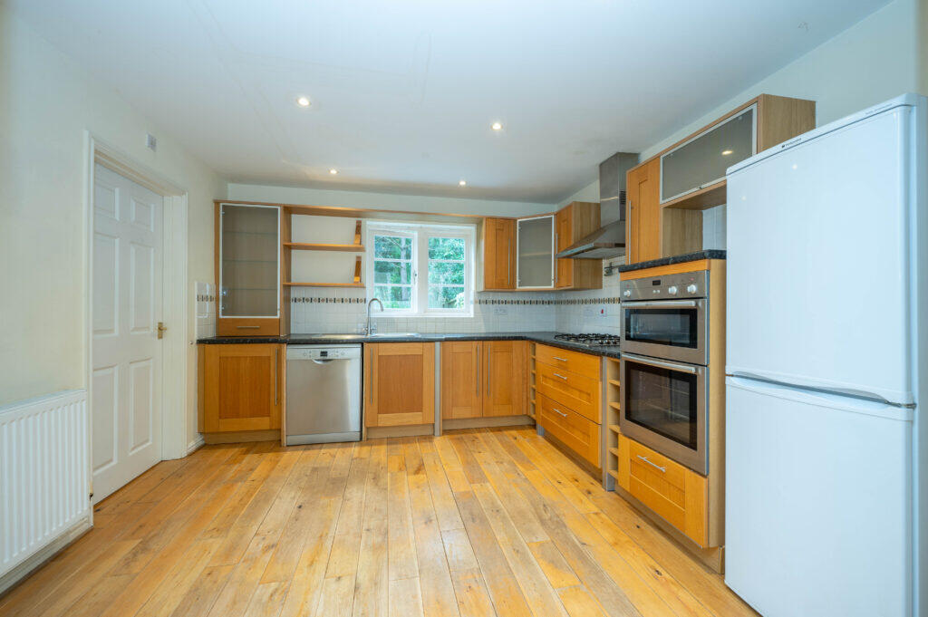 Additional image 7 of Tread Wheel, Mill Court, Alvechurch B48 7JY