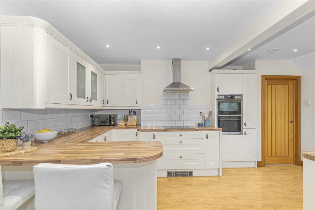 Additional image 23 of Park Avenue, Winterbourne, Bristol