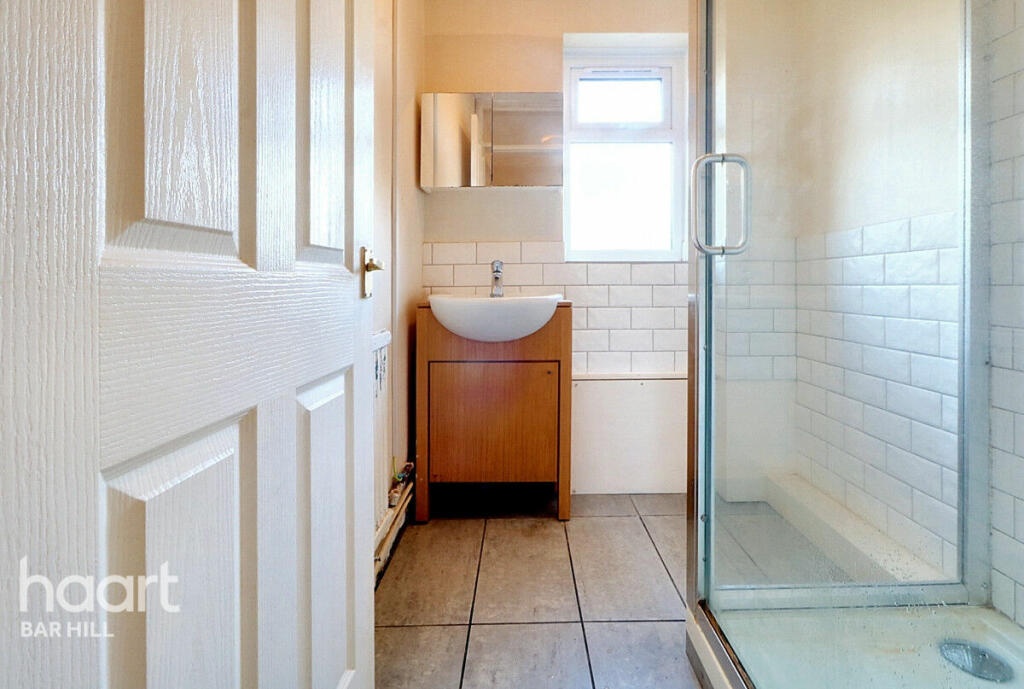 Additional image 7 of Queen's Close, Over