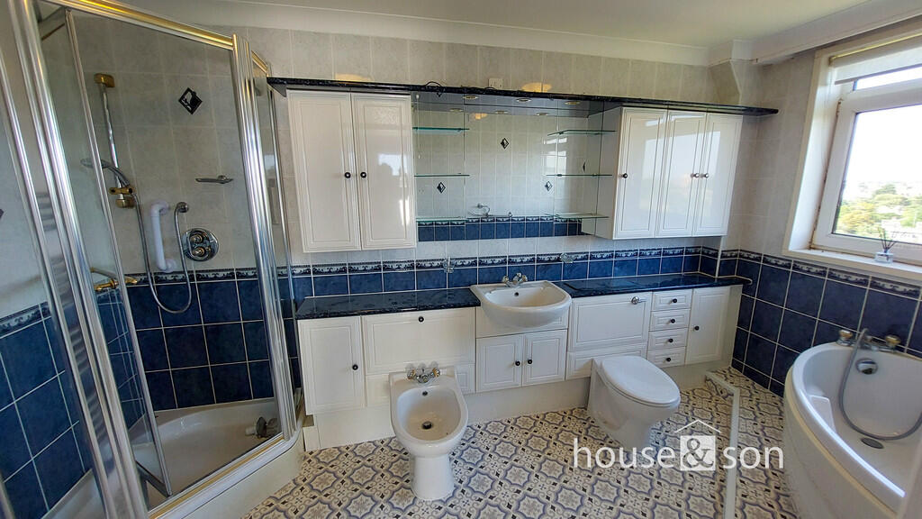 Additional image 11 of Penthouse, Marchwood, 8 Manor Road, Bournemouth, BH1
