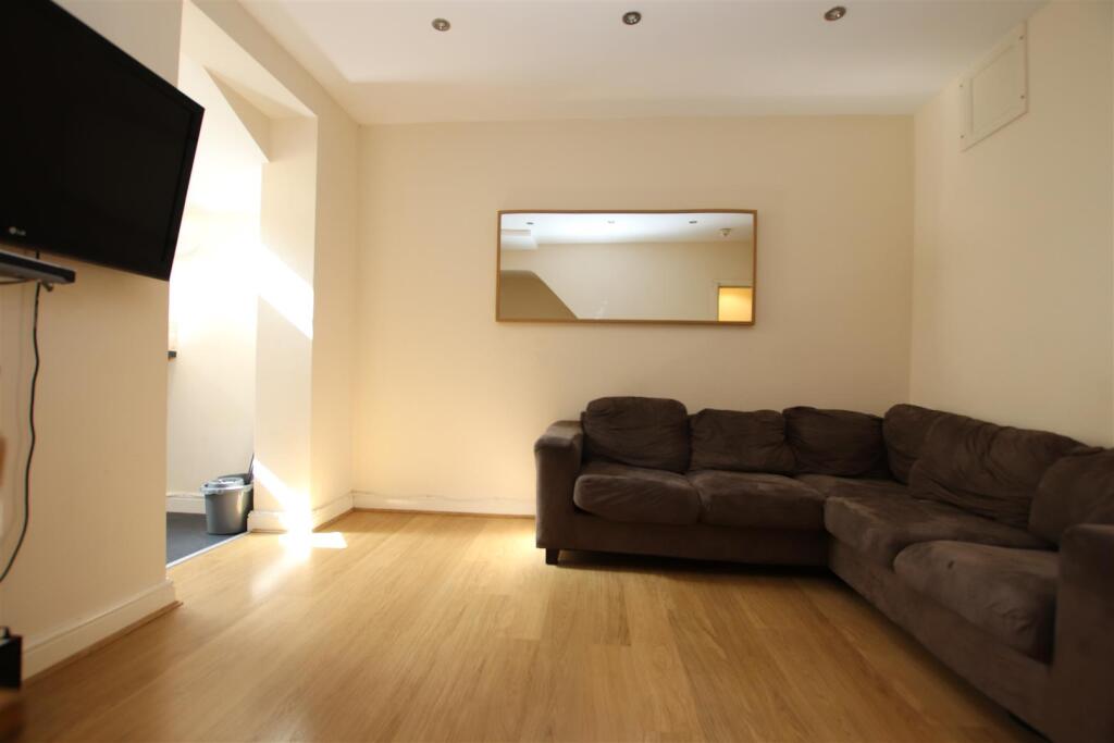 Additional image 10 of St. Kildas Road, Bath