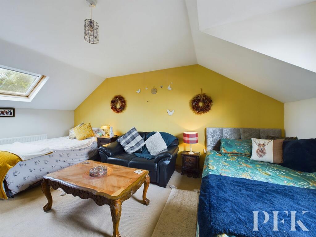 Additional image 15 of Egremont, CA22