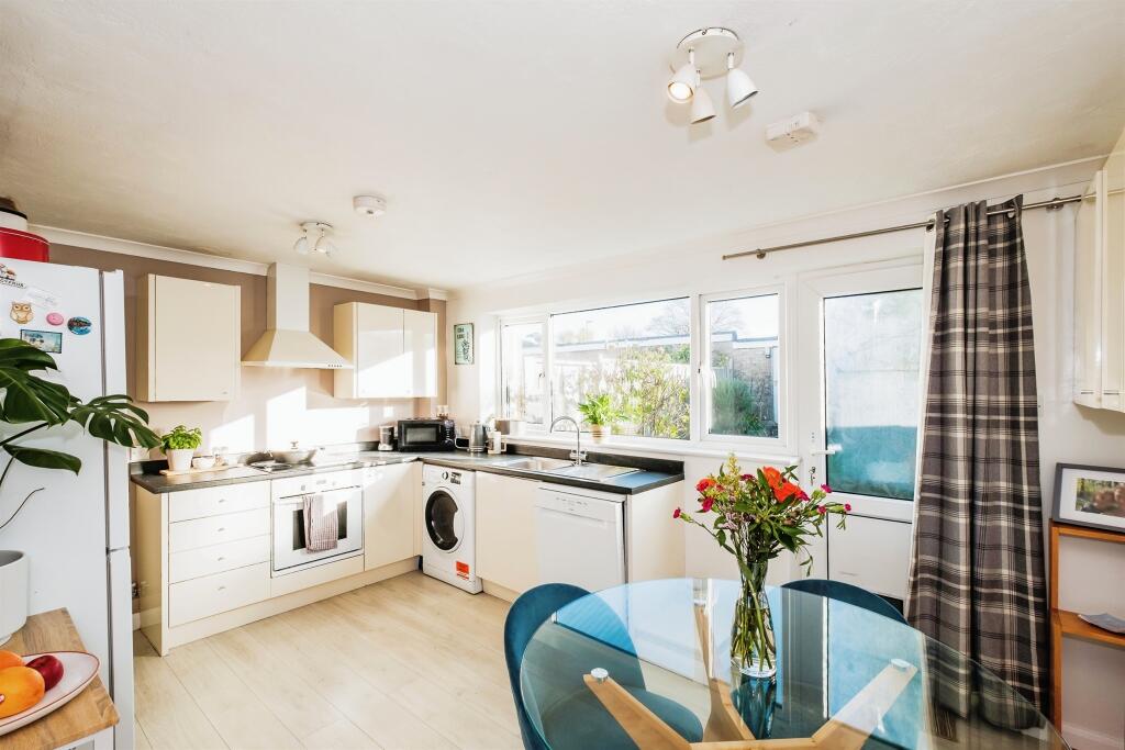 Additional image 17 of Downsway, Shoreham-By-Sea