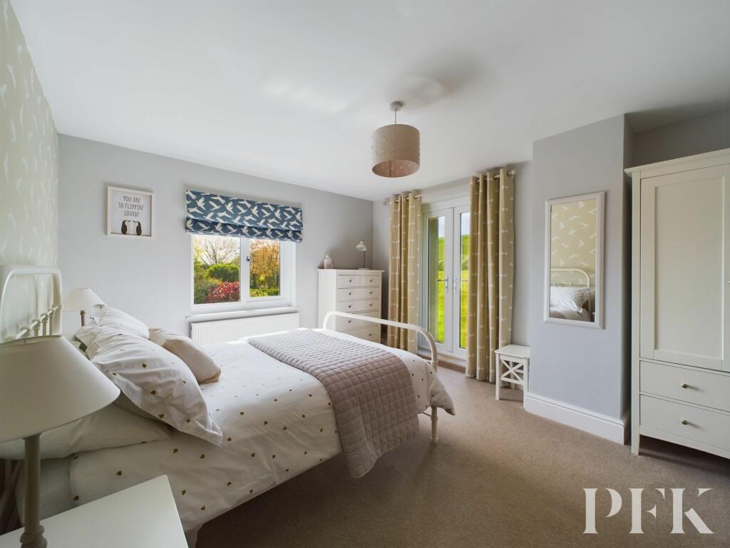 Additional image 26 of Egremont, CA22