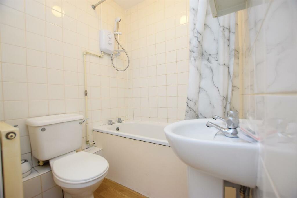 Additional image 10 of 5-9 Drakes Yard, Queen Street, Haverhill, Suffolk CB9 9DZ