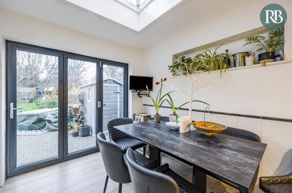 Additional image 7 of Croft Avenue, Southwick, Brighton, BN42 4AA