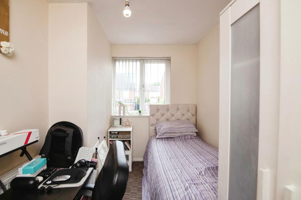 Additional image 12 of Peel Way, Oldbury, B69