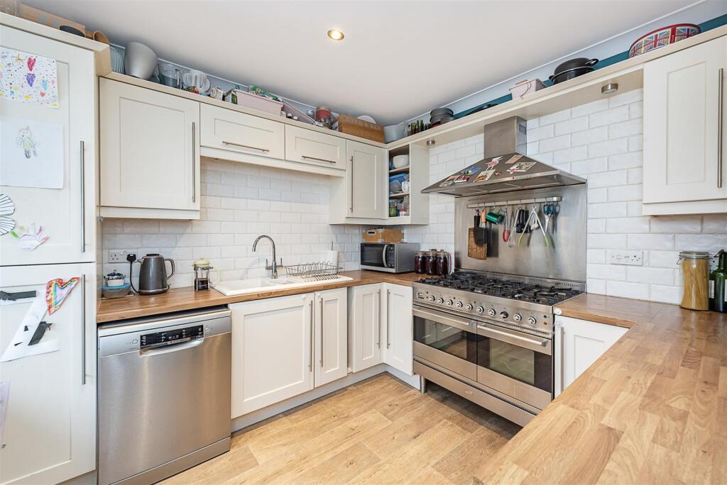 Additional image 3 of Harpenden Lane, Redbourn, St. Albans