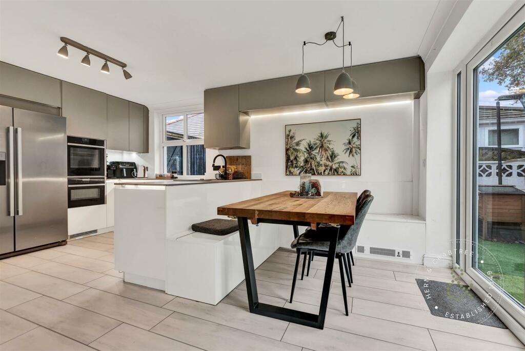 Additional image 4 of Caegwyn Road, Cardiff