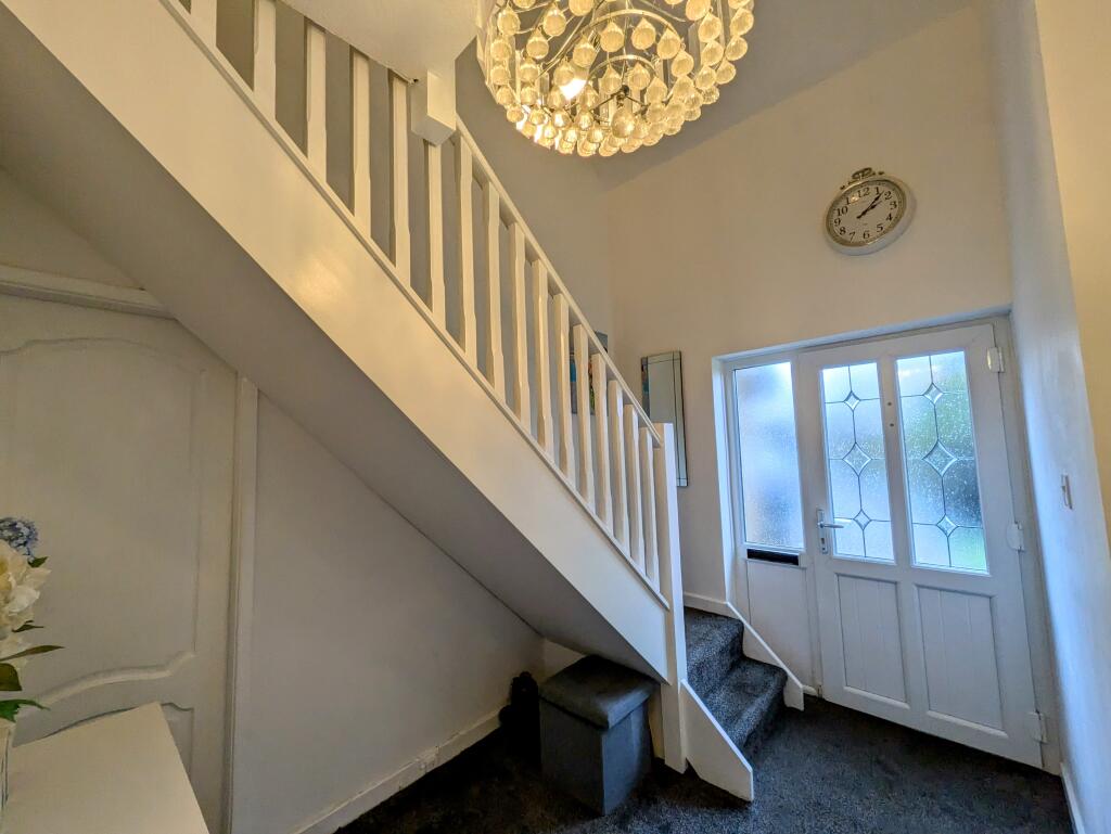 Additional image 4 of Reevy Drive, Bradford, BD6