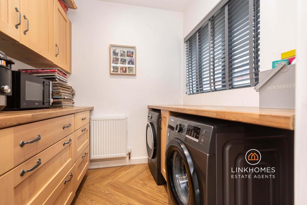 Additional image 16 of Clarendon Close, Broadstone, BH18