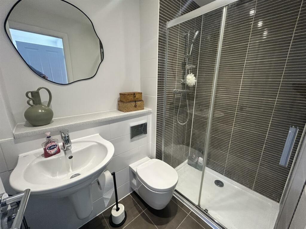Additional image 11 of Weavers Close, Eastbourne
