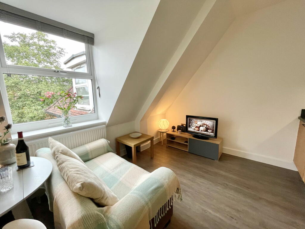 Additional image 7 of Royal House, Princes Gate, Homer Road, Solihull