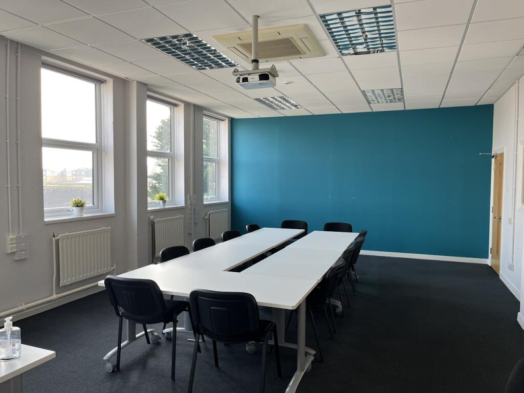 Additional image 5 of Ocean Park House, East Tyndall Street, Caerdydd, CF24 5ET