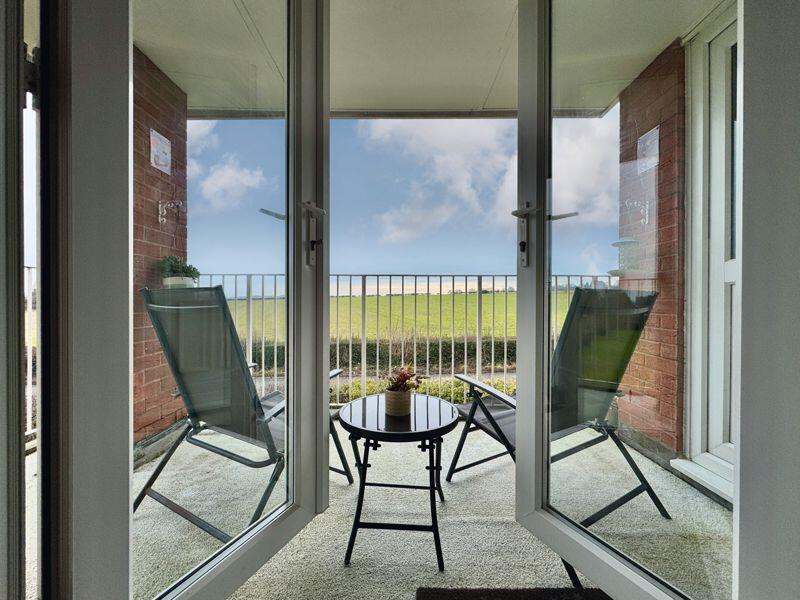 Additional image 2 of 40 Wyndley Close, Four Oaks, Sutton Coldfield, B74 4JD