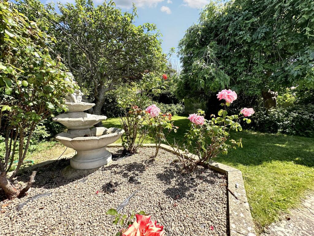 Additional image 34 of Fairlight Avenue, Telscombe Cliffs, BN10 7BS