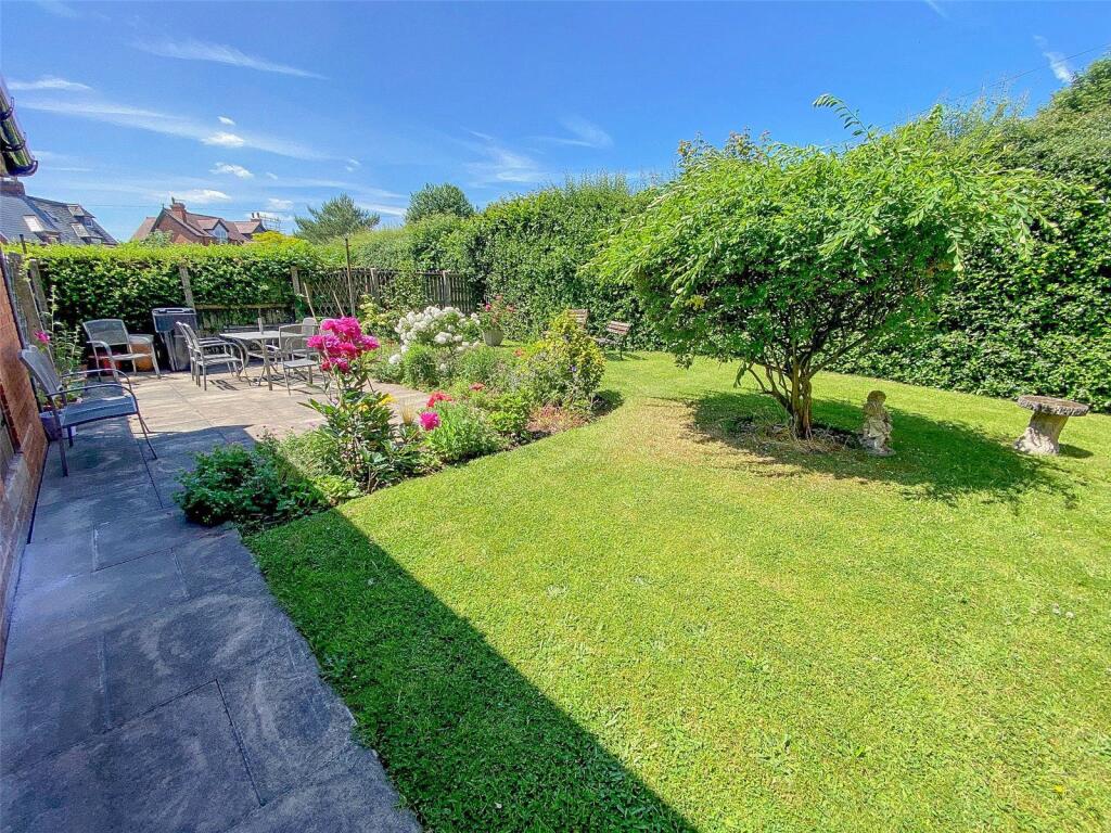 Additional image 9 of The Crescent, Bromsgrove, B60