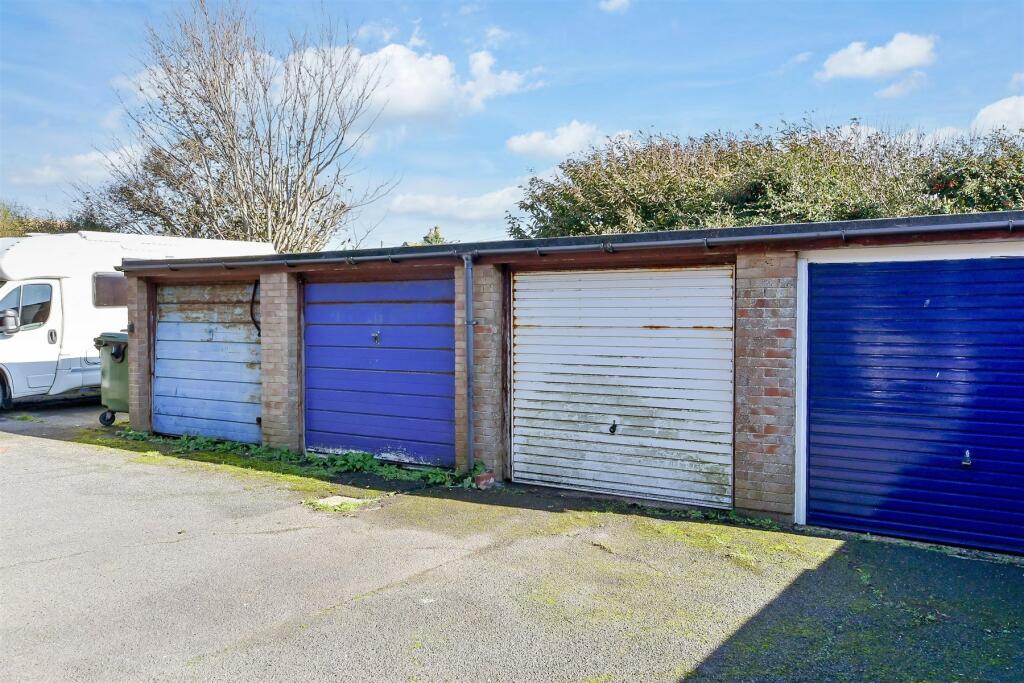 Additional image 10 of Cavell Avenue, Peacehaven, East Sussex