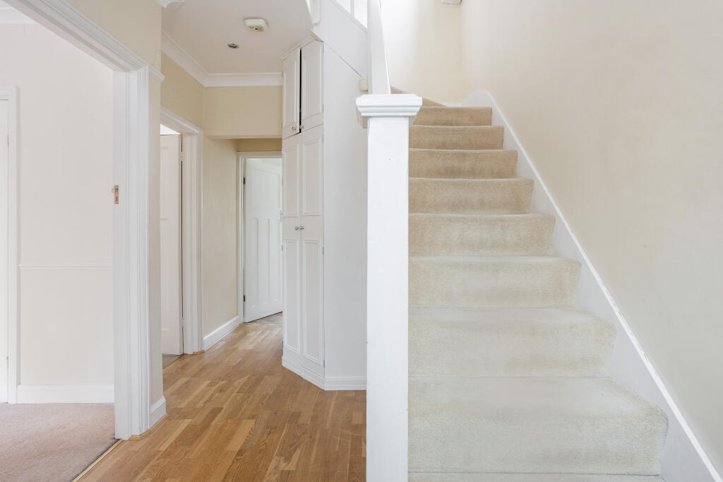 Additional image 9 of Elm Drive, St. Albans, AL4