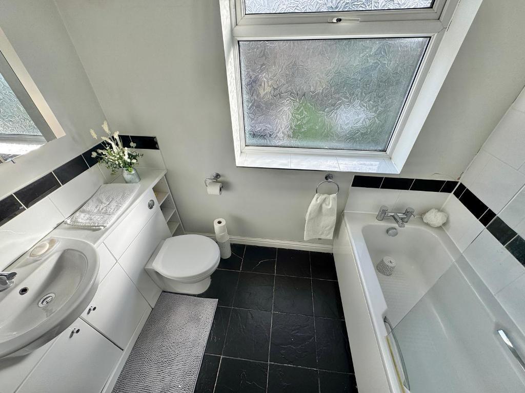 Additional image 5 of Temple Meadows Road, West Bromwich, B71 4DE